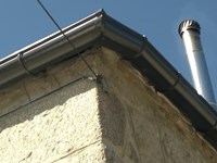 Lo que nadie le cuenta sobre los canalones de zinc (y por qué duran toda la vida)